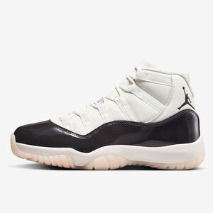 Air Jordan 11 Retro Neapolitan Shoes